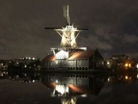 Molen de Salamander in het licht